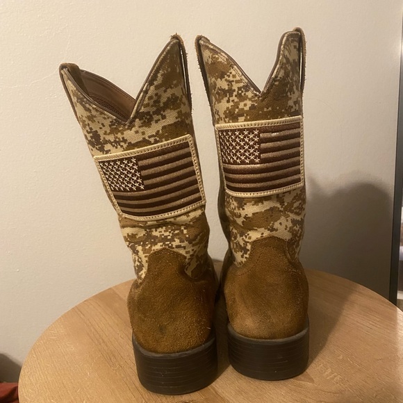 Ariat Cowboy Boots - Men’s - Picture 2 of 5